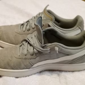 Puma Walking cross-training shoes